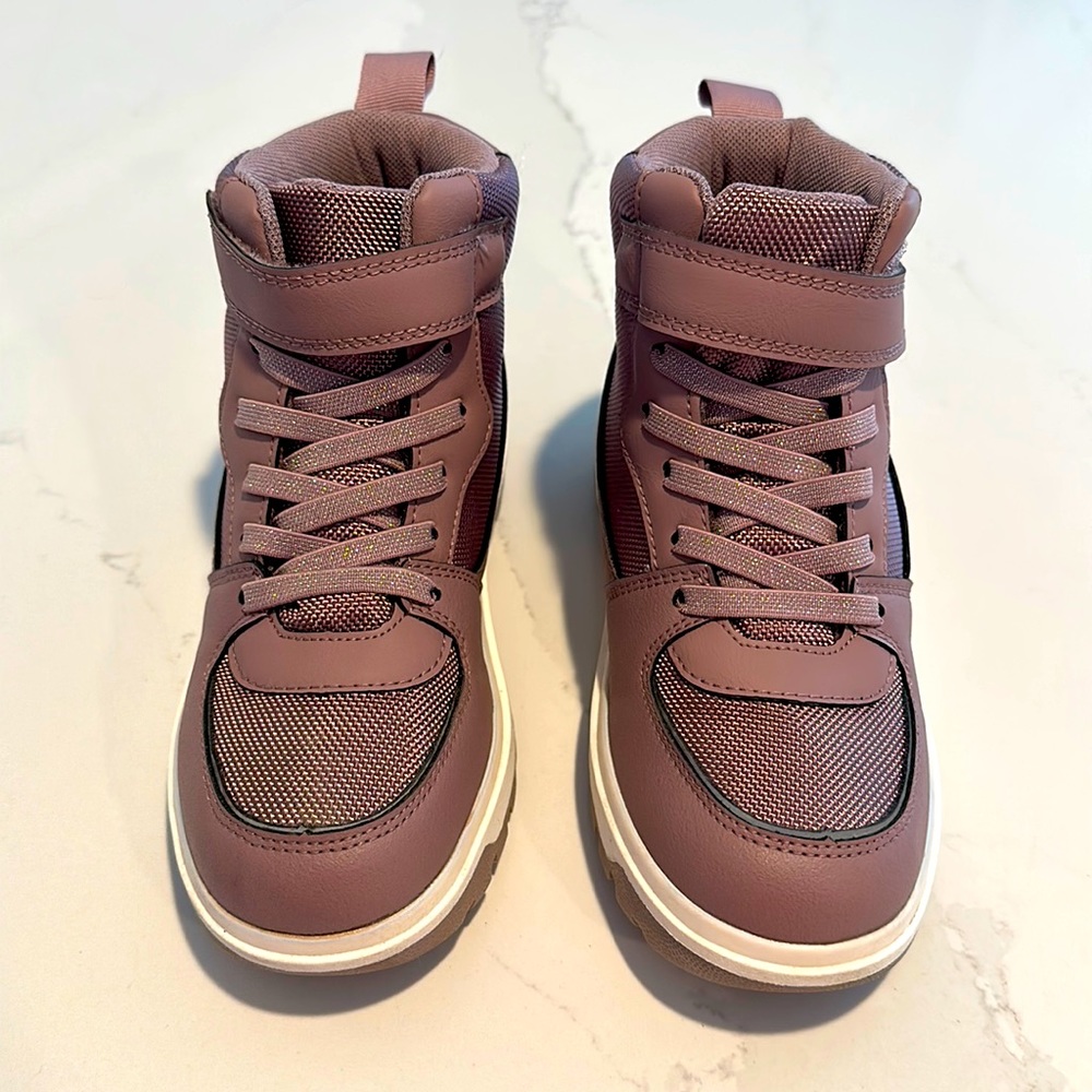 Dusty mauve / light purple waterproof sneakers